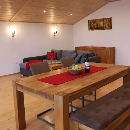 Lindenhof Apartment Achslach